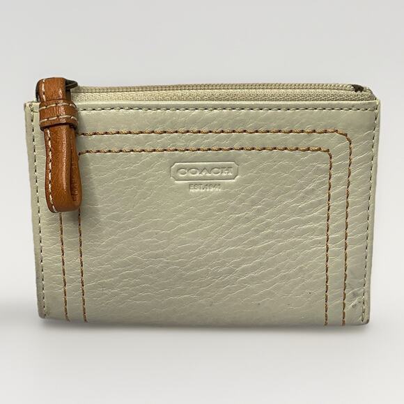 Coach Leather Zip Coin Purse Card Holder Off White 4.5" x 3.25" - Picture 1 of 6